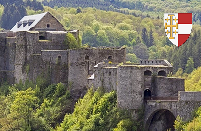 a landscape picture of bouillon castle in the Ardennes